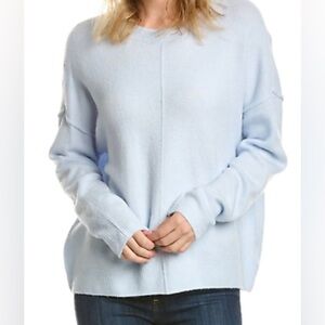 Vince Camuto Women’s size Medium Baby Blue Center Seam Crewneck Sweater